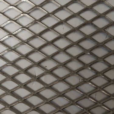 304材質(zhì)10×20×2.0厚不銹鋼鋼板網(wǎng)